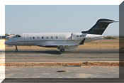 Bombardier BD-100-1A10 Challenger 300, click to open in large format