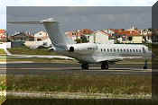 Bombardier BD-700-1A10 Global Express, click to open in large format