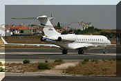 Bombardier BD-700-1A10 Global Express, click to open in large format