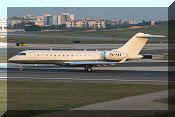 Bombardier BD-700-1A10 Global Express, click to open in large format