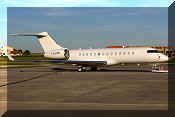 Bombardier BD-700-1A10 Global Express, click to open in large format