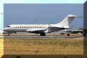 Bombardier BD-700-1A10 Global Express, click to open in large format