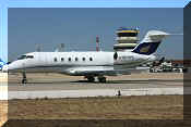 Bombardier BD-100-1A10 Challenger 300, click to open in large format