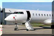 Bombardier BD-700-1A10 Global Express, click to open in large format