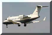 Bombardier CL-600-2B16 Challenger 604, click to open in large format