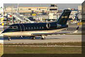 Bombardier CL-600-2B16 Challenger 604, click to open in large format