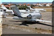 Bombardier CL-600-2B16 Challenger 605, click to open in large format