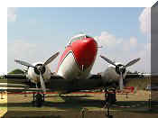 Douglas DC-3 Dakota, click to open in large format