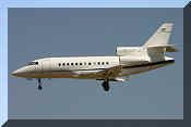 Falcon 900B, click to open in large format