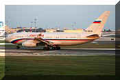Ilyushin IL-96-300PU, click to open in large format