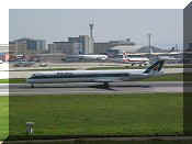McDonnell Douglas MD-82, click to open in large format