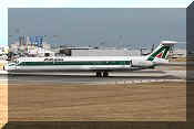 McDonnell Douglas MD-82, click to open in large format