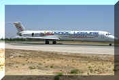 McDonnell Douglas MD-83, click to open in large format