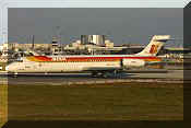 McDonnell Douglas MD-87, click to open in large format