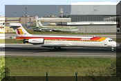 McDonnell Douglas MD-87, click to open in large format