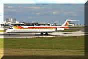 McDonnell Douglas MD-88, click to open in large format