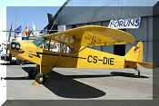 Piper J-3C-90 Cub, click to open in large format