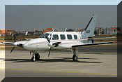 Piper PA-31-350 Navajo Chieftain, click to open in large format