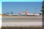 B737, A321, B757, B757 e A321, click to open in large format