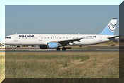 Airbus A321-211, click to open in large format
