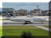 Airbus A321-211, click to open in large format