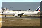 Airbus A321-211, click to open in large format