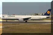 Airbus A321-231, click to open in large format