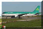 Airbus A320-214, click to open in large format