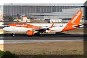 Airbus A320-214, click to open in large format