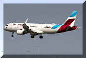 Airbus A320-214, click to open in large format