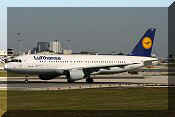 Airbus A320-211, click to open in large format