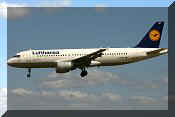 Airbus A320-211, click to open in large format