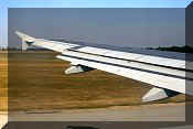 Airbus A320-212, click to open in large format