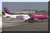 Airbus A320-232, click to open in large format