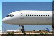 Boeing 757-225, click to open in large format