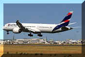 Boeing 787-9 Dreamliner, click to open in large format