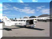 Cessna 172S Millenium Skyhawk SP, click to open in large format