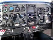 Cessna 172S Millenium Skyhawk SP, click to open in large format