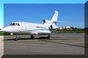 Falcon 900B, click to open in large format