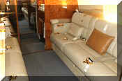 Falcon 900B, click to open in large format