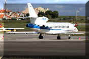 Falcon 900B, click to open in large format