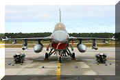 F-16A Fighting Falcon, click to open in large format