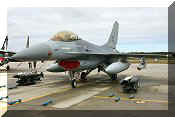 F-16A Fighting Falcon, click to open in large format