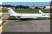 Bombardier BD-700-1A10 Global 6000, click to open in large format
